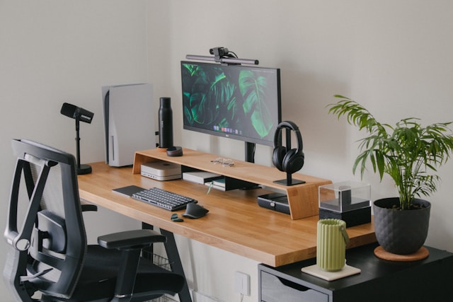 Add personal touches to your work desk
